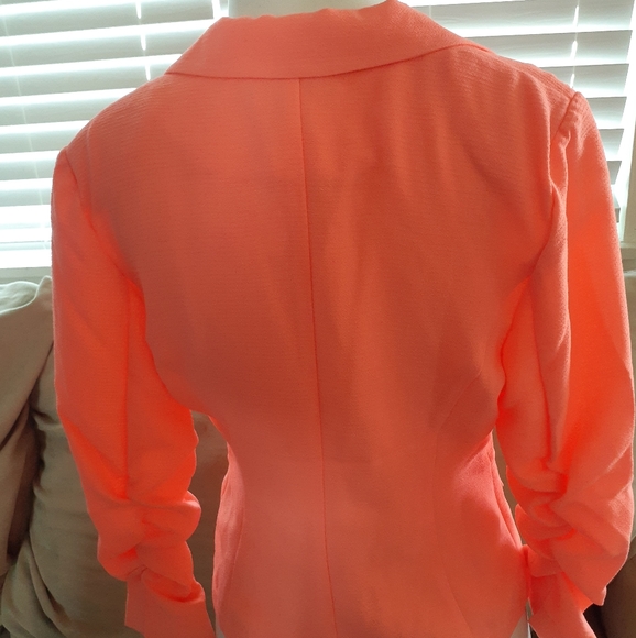 Blazer - Picture 2 of 2